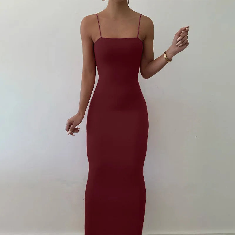 Vestido midi elegante com alças